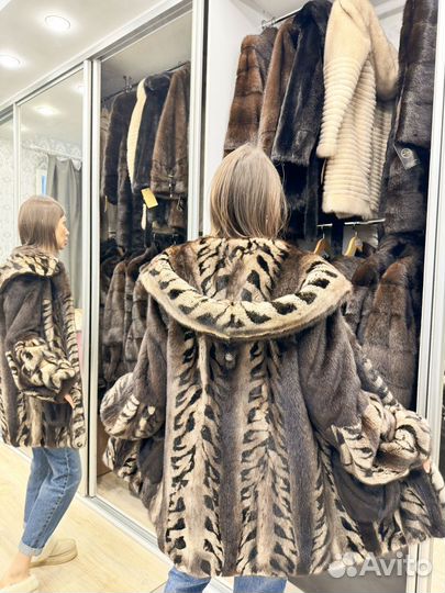 Очень красивая норковая шуба 48/50