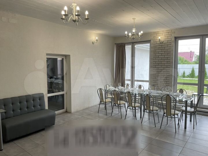 Дом 200 м² на участке 7 сот.