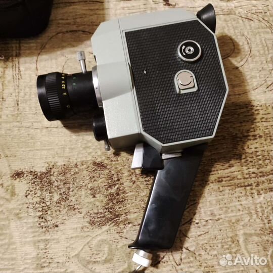 Видеокамера