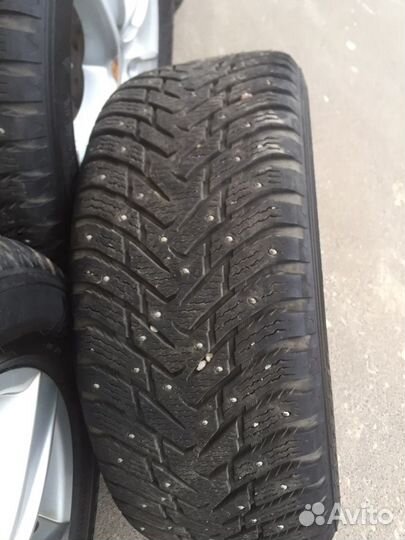 Nokian hakkapeliitta 8 255/55/18 на дисках