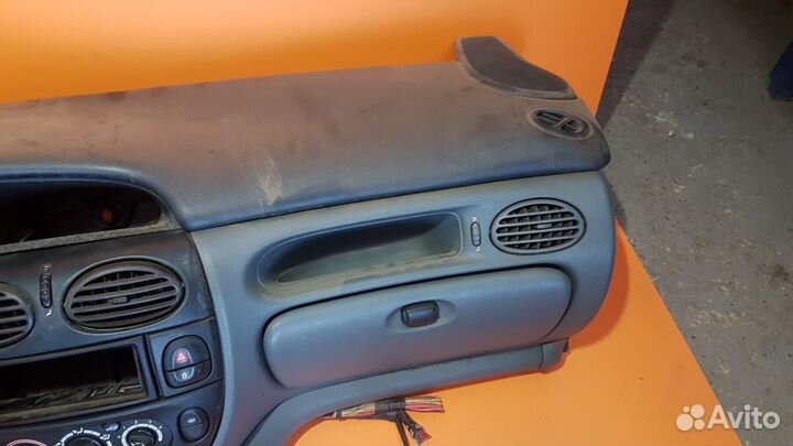 Торпеда на Renault Scenic 1