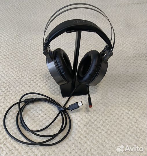 Игровые наушники с микрофоном