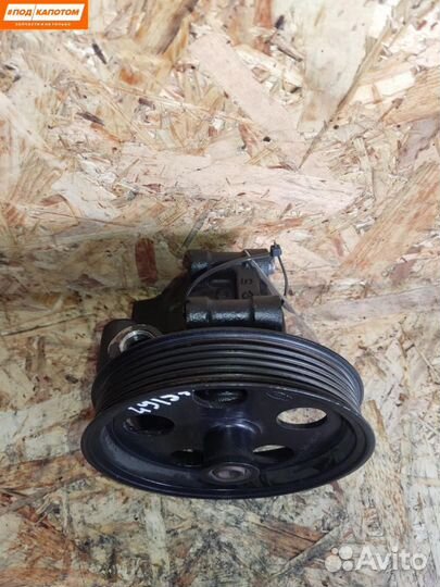 Насос гидроусилителя руля Ford Mondeo 3 1357641