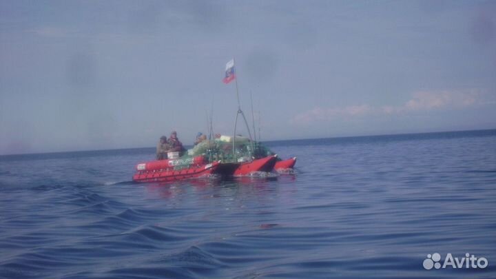 Надувной тримаран под подвесной мотор