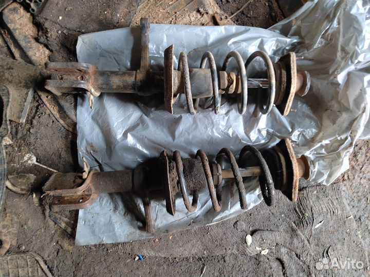 Передние стойки ваз