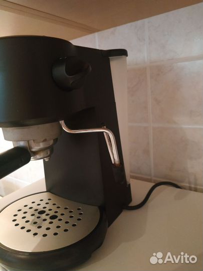 Кофемашина автоматическая рожковая
