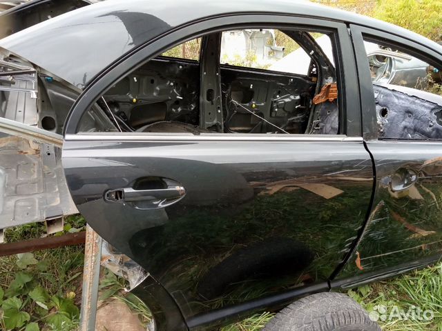 Двери (передние и задняя правая) Тойота Авенсис 2