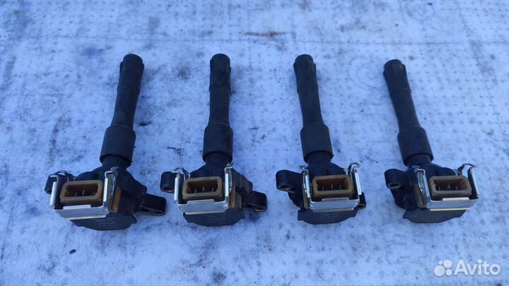 Катушка зажигания BMW 1748017