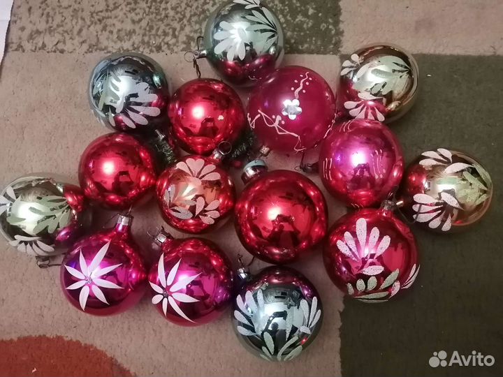 Елочные игрушки