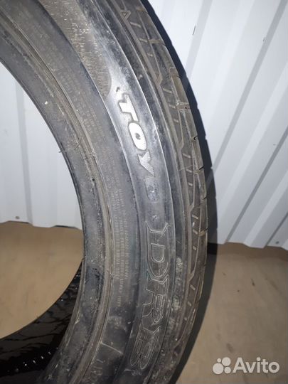 Toyo DRB 215/55 R17 84V