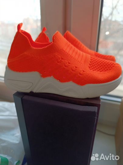 Кроссовки для девочки 27 размер