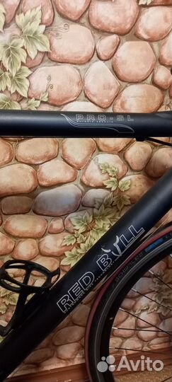 Шоссейный велосипед Red Bull