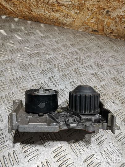 Ролик натяжной / ремня грм Renault Megane 3