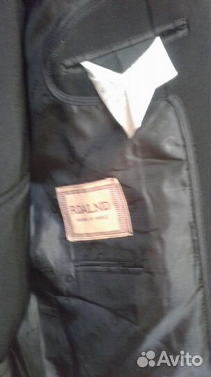 Продаю пиджак с жилеткой