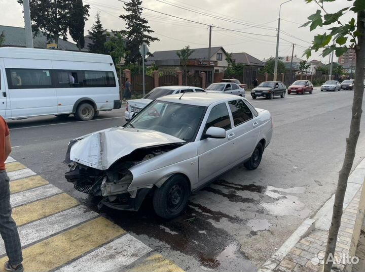 Авторазбор приора