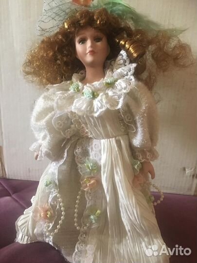Кукла фарфоровая 30 см