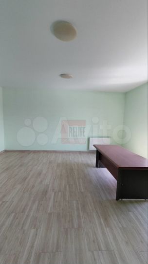 Отдельно стоящее 2-х этажное здан