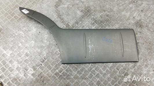 Молдинг двери задней правой ssang yong rexton 1 (8