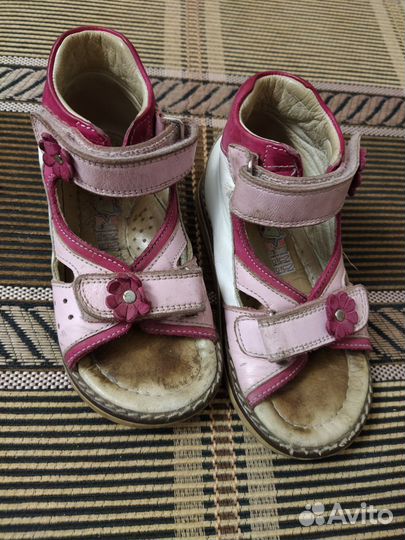 Детская обувь для девочки
