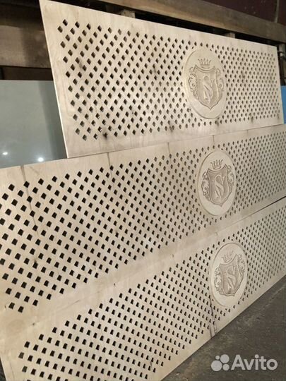 Декоративный экран на батарею IM5-2