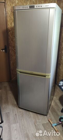 Холодильник бу Samsung