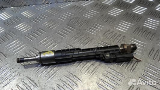 Форсунка бензиновая BMW X3 F25 (3BA13B704)