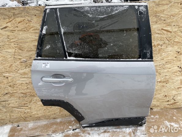 Toyota Rav-4 XA50 Дверь задняя левая