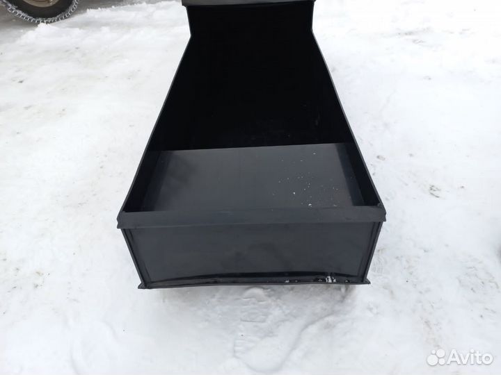 Лодка из пнд в Томске