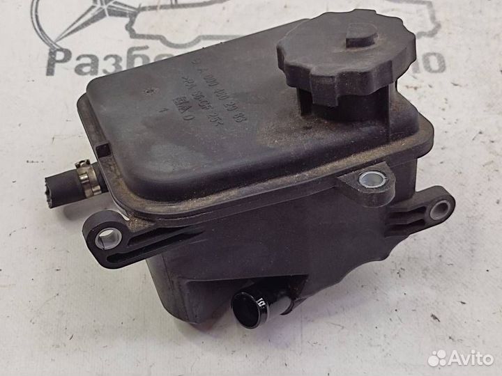 Бачок гура w204 C-class 271.820