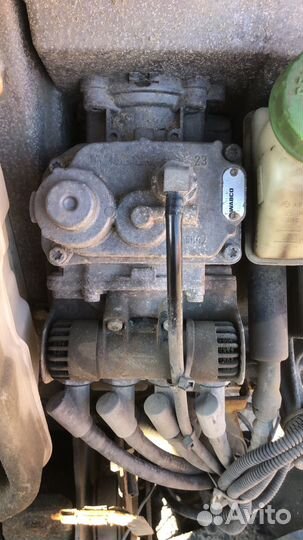 Главный тормозной кран mercedes atego