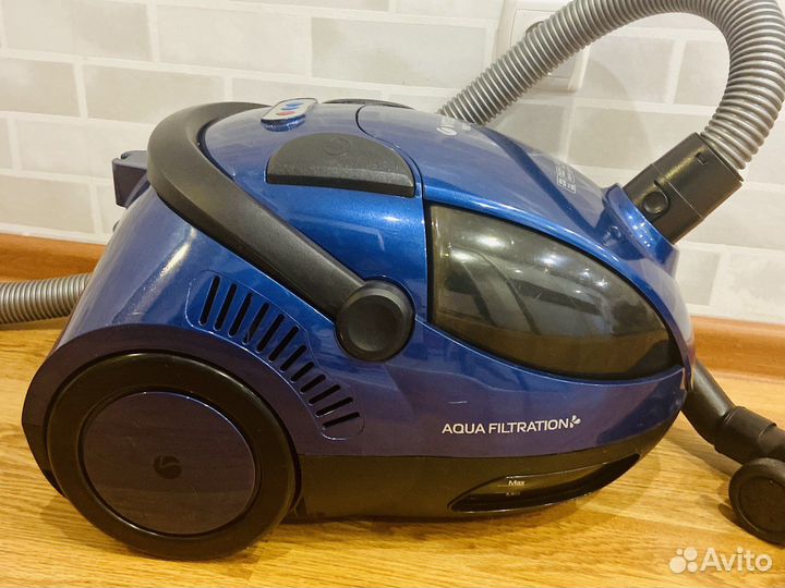Пылесос VT 1834 с аква фильтром на запчасти