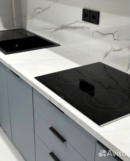 Кухонный гарнитур в студию