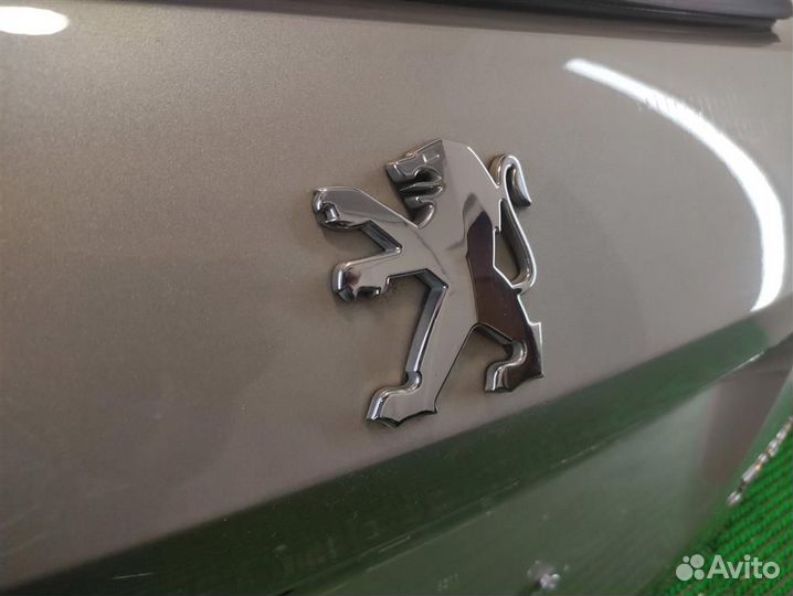 Крышка багажника Peugeot 308 (4E) 2008