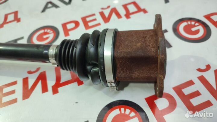 Привод передний Audi Q5 8RB cdnc 01.07.2011