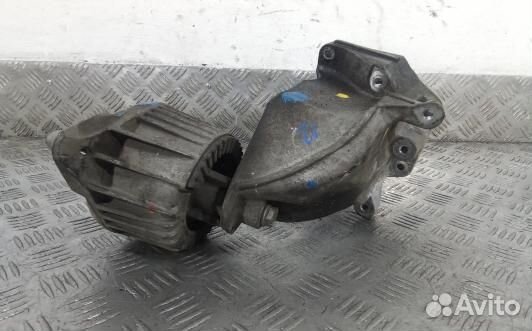 Подушка двигателя дизельная mercedes benz C-class