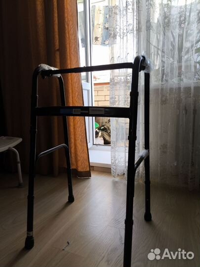 Ходунки для взрослых