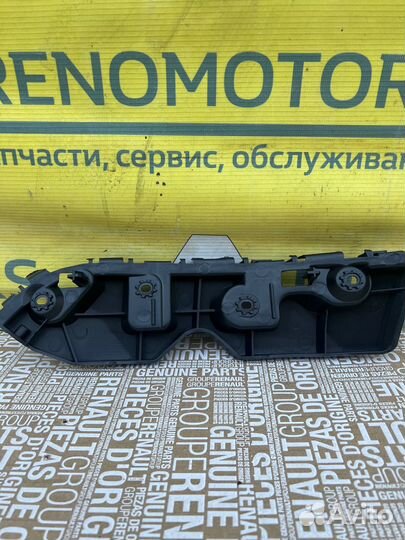 Крепление бампера передний левый Renault Duster