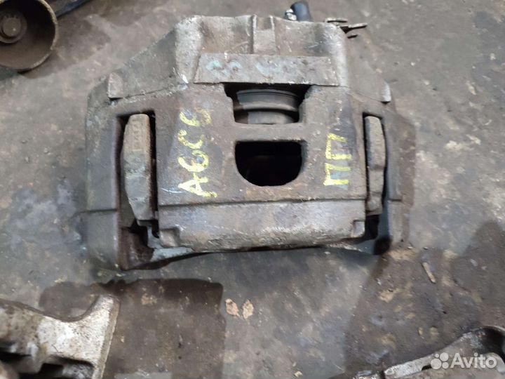 Тормозные суппорта перед Audi A6 C6 320мм