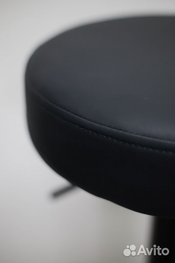 Барный стул круглый без спинки