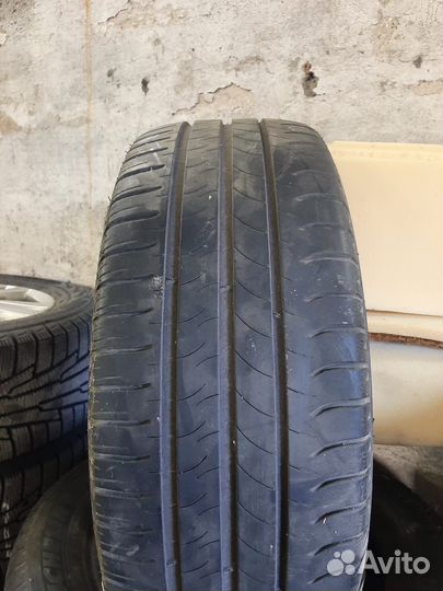 Michelin Radial XSE 215/55 R16