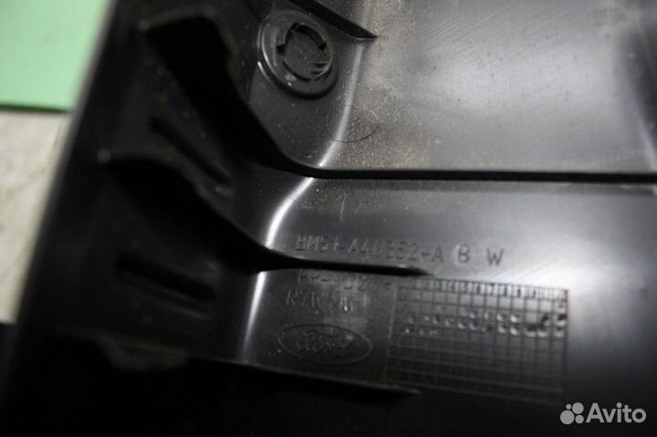 Обшивка багажника на заднюю панель ford focus III