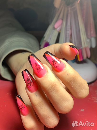 Наращивание ногтей