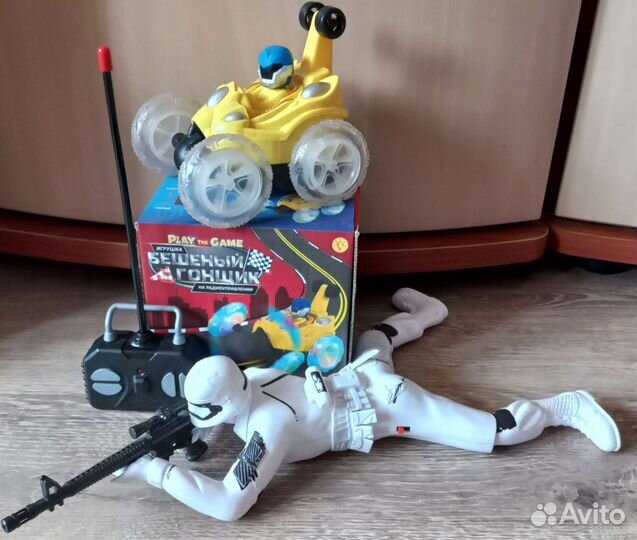 Машинка на радиоуправлении