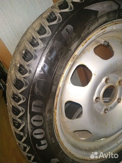 Колеса зимние 205 55 R16