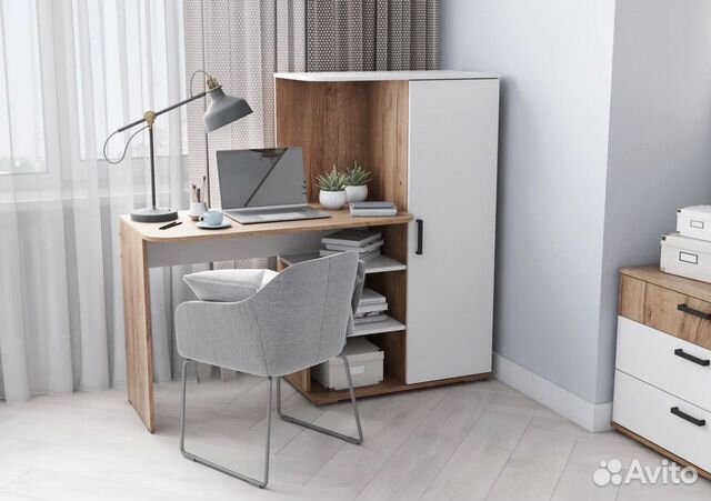 Стол компьютерный. Различные расцветки. В наличии