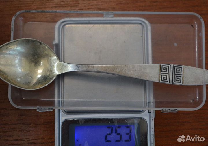 Серебряная чайная ложка. 916 пр. звезда. вес 25.3