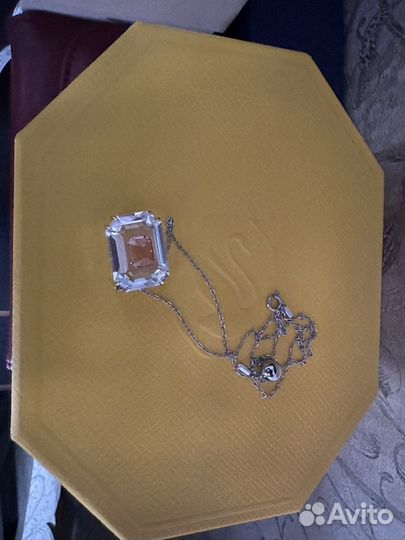 Swarovski колье