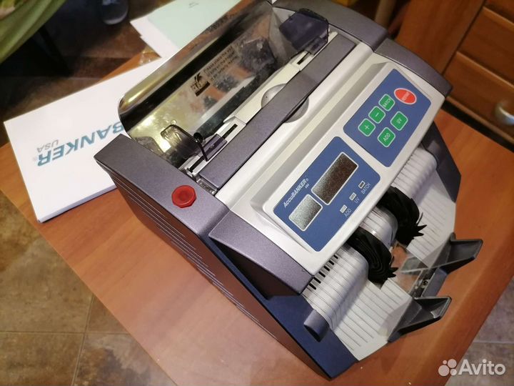 Счётчик банкнот с детектором