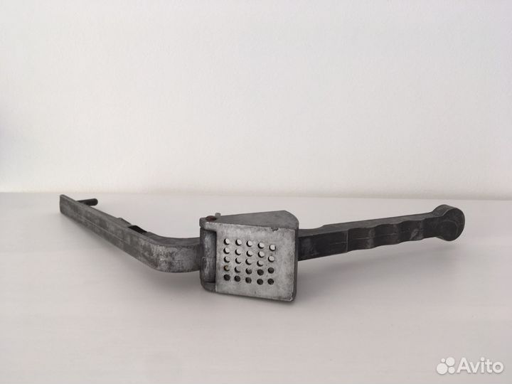 Пресс для чеснока