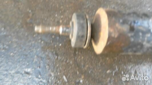 Амортизатор передний правый jeep cherokee XJ (26T1